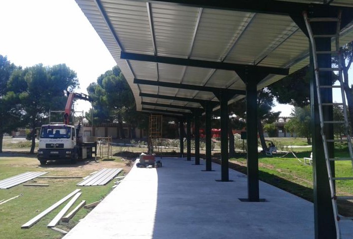 Europa Prefabri - Marquesinas metalicas aparcamiento
