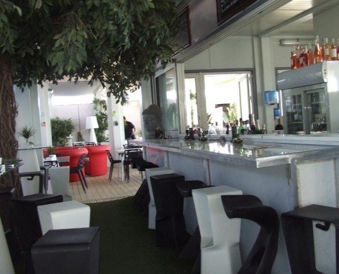 restaurante prefabricado de playa en francia
