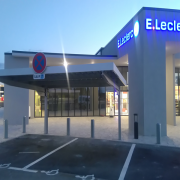 Carports pour les parkings des supermarchés E.Leclerc à Narbonne, France