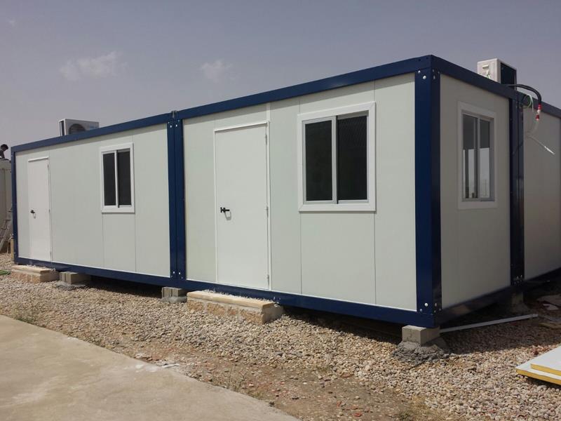 Prefabricated bungalows assembly at Toledo