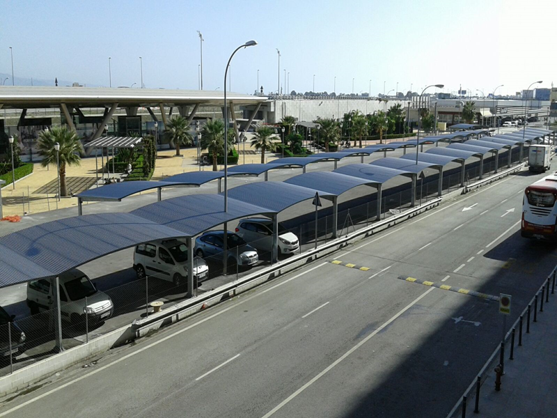 Preferential parking canopies at Málaga Airport