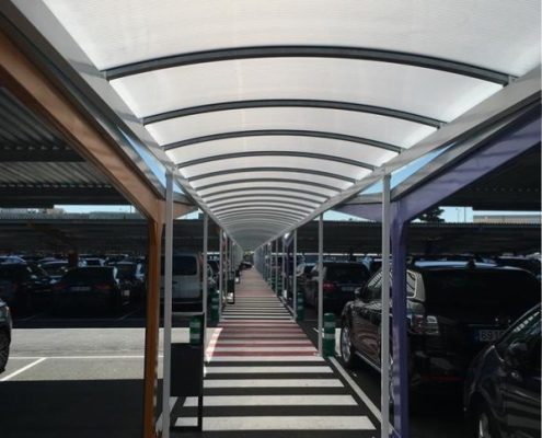 Carports textiles pour le parking T1 Barajas