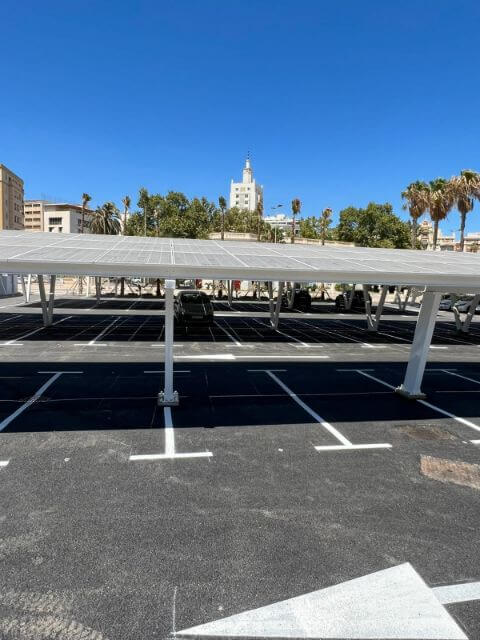 Marquesinas de aparcamiento fotovoltaicas