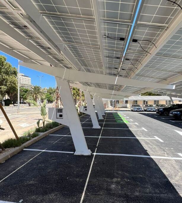 Marquesinas de aparcamiento fotovoltaicas