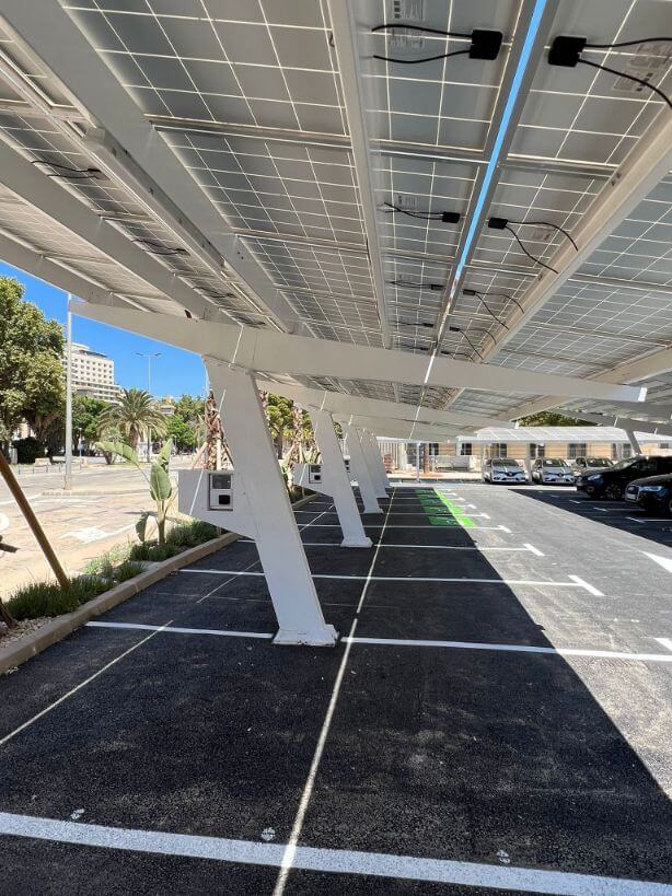 Marquesinas de aparcamiento fotovoltaicas