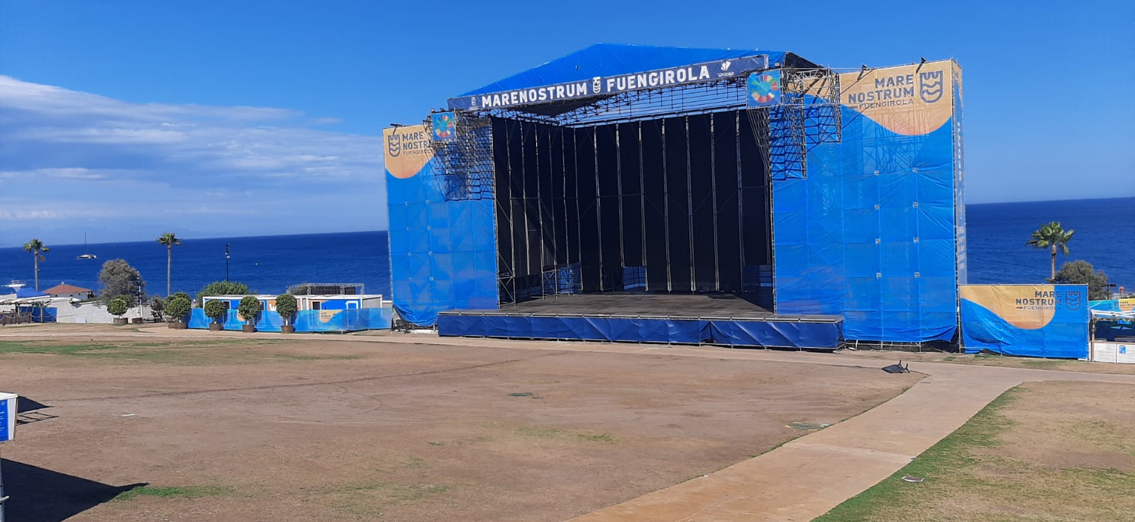 Módulos prefabricados del festival Mare Nostrum.