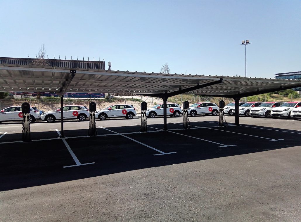 PARKING PARA CARGA DE COCHES ELÉCTRICOS